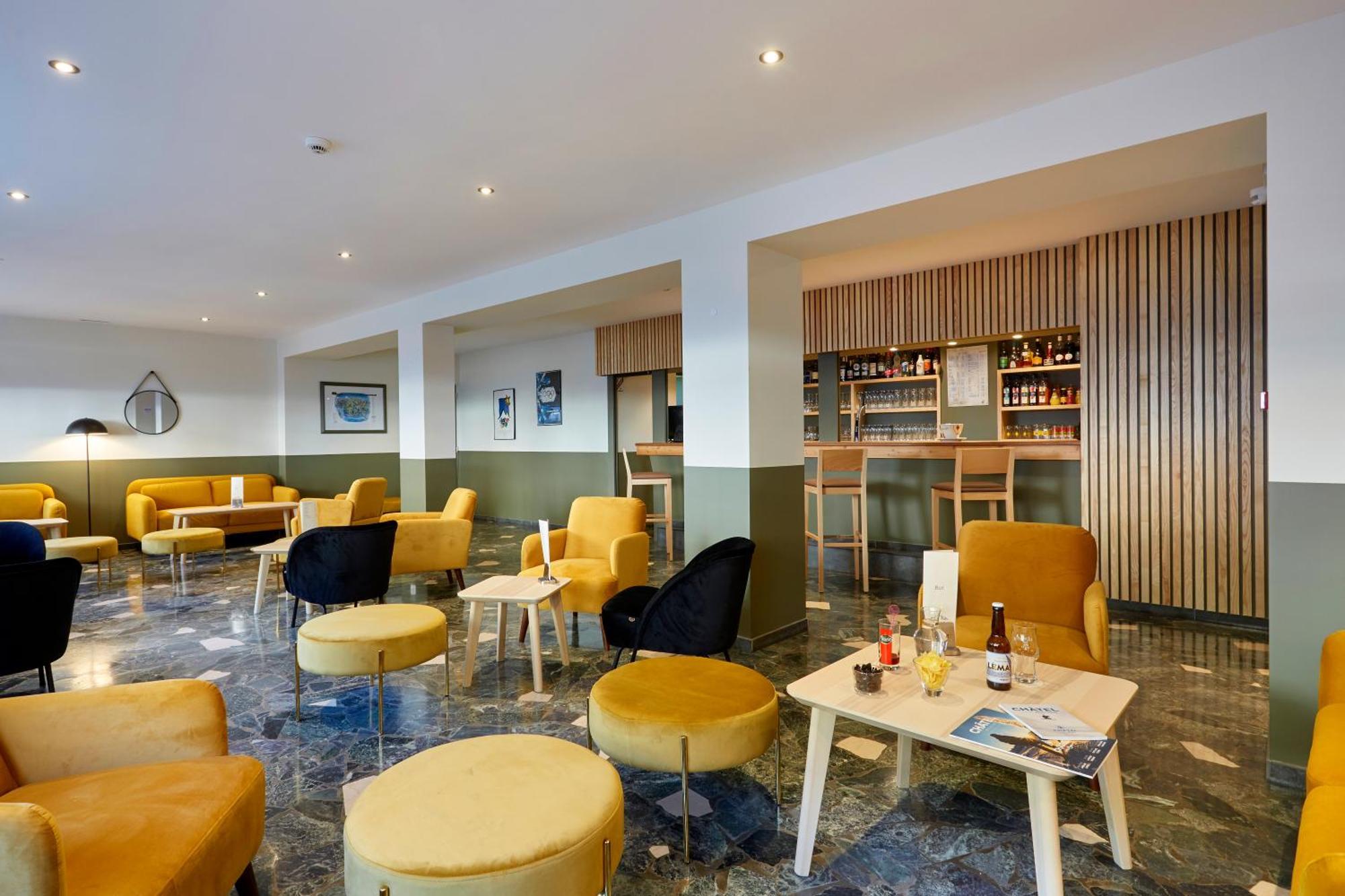 Hotel Eliova L'Eau Vive Châtel Екстериор снимка