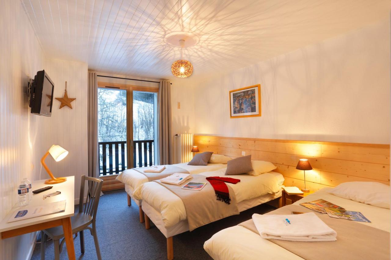 Hotel Eliova L'Eau Vive Châtel Екстериор снимка